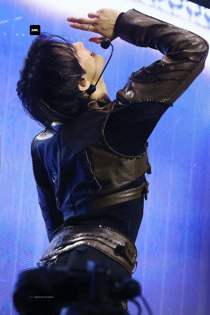 251213 

응. 섹시큐티 이거지,, 

#MARK #마크