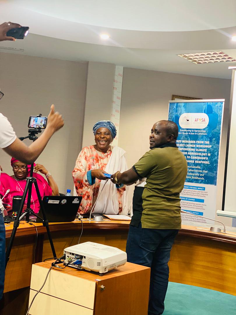 WICCA, WINS A RECOGNITION

 Agroecology National Advocacy workshop Yaounde

Cameroon does not need to invent Agroecology 
It needs to recognize, structures and elevate what  communities have already built

MBOSCUDA and ANOCC2D commit to ensure inclusive and just transition