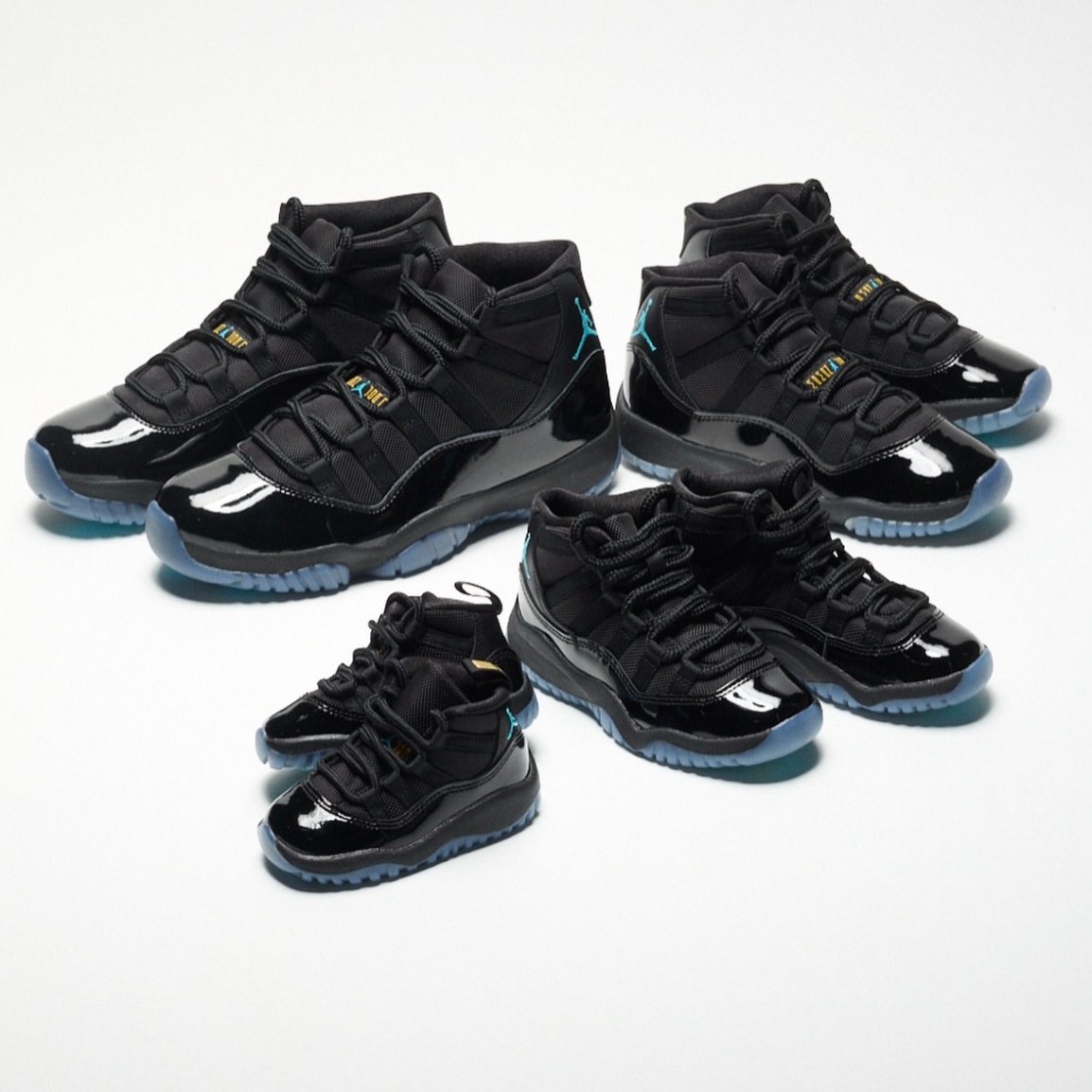 SNKR_TWITR tweet media