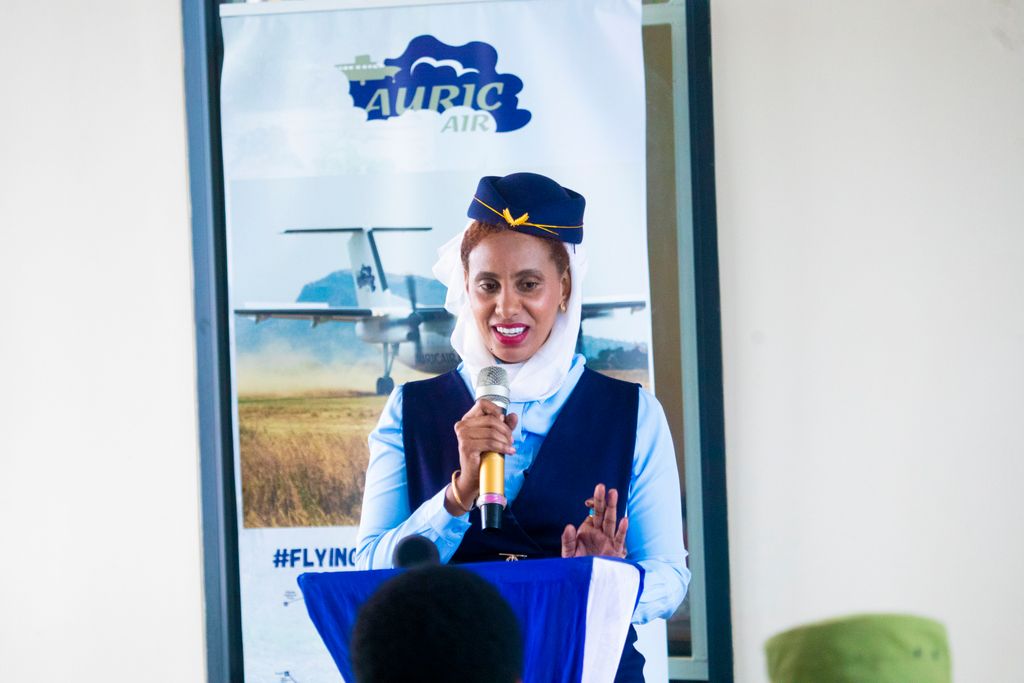 auricair's tweet image. ✈️ Auric Air yazindua safari mpya Kahama ⇄ Dar es Salaam, hatua muhimu kuimarisha muunganiko wa mikoa na fursa za biashara.

Uzinduzi ulihudhuriwa na Mhe. Frank Nkinda, Bi. Glory Absolm, Mhe. Shaban P. Mikongoti na wadau mbalimbali.

#AuricAir #NowFlying #Kahama #DarEsSalaam