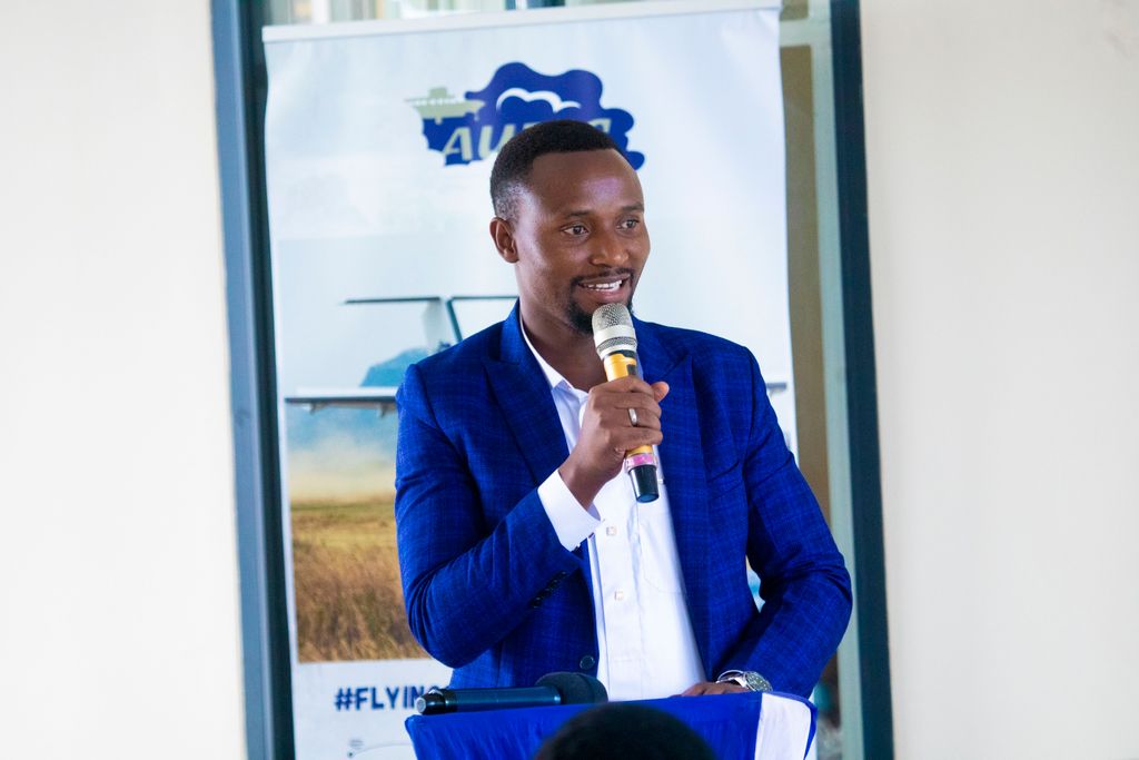 auricair's tweet image. ✈️ Auric Air yazindua safari mpya Kahama ⇄ Dar es Salaam, hatua muhimu kuimarisha muunganiko wa mikoa na fursa za biashara.

Uzinduzi ulihudhuriwa na Mhe. Frank Nkinda, Bi. Glory Absolm, Mhe. Shaban P. Mikongoti na wadau mbalimbali.

#AuricAir #NowFlying #Kahama #DarEsSalaam