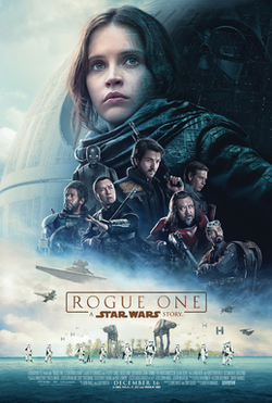 Ni una cosa ni la otra, intentó hacer algo diferente y le salió una peli que, con sus problemas, es la mejor de la trilogía de secuelas. La mejor peli de las de Disney es, sin ninguna duda, Rogue One.