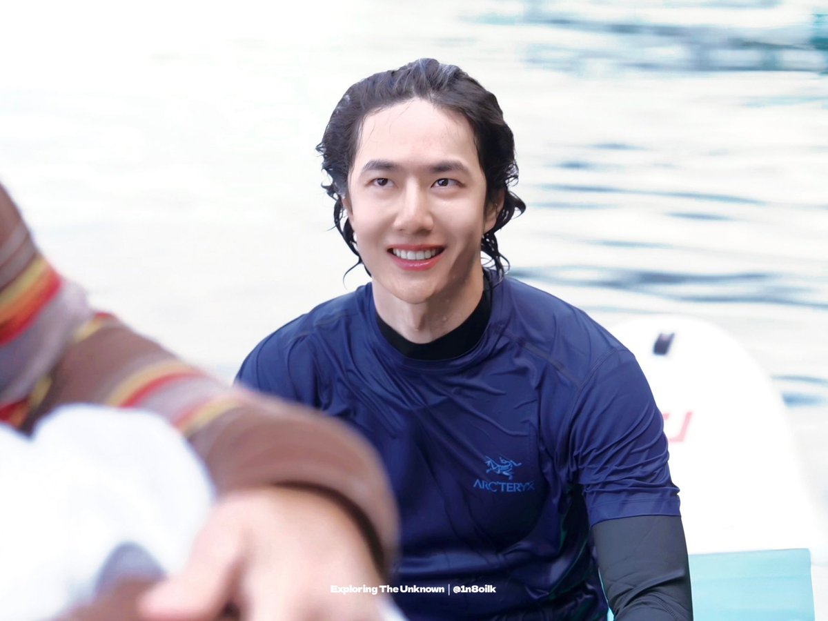 winters__rain's tweet image. สีหน้าอี้ป๋อตอนปีนสำเร็จแล้วโดดน้ำลงมาคือที่สุดจริงๆ ยิ้มแบบยิ้มไปทั้งหน้า รู้เลยว่าดีใจมาก 💚

#WangYiboxExploringTheUnknown2 
#WangYibo #หวังอี้ป๋อ