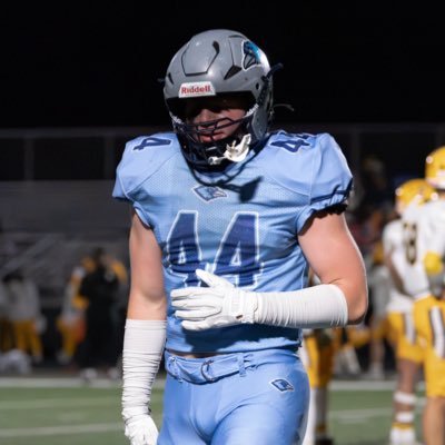 🚨Ricoknows Hidden Gem🚨

2027 DE Jacob Bartko <a href="/J_Bartt9/">6’2 230 Jacob Bartko 2027</a> 
6'2, 230lbs, 3.4 GPA
Riverdale Ridge HS, Colorado

Add him to your 2027 board coaches!
✅Sets the edge
✅Plays well against the run
✅12.5 sacks, gets to the QB
✅Multiple Pass Rushing Moves

DE: 
FBS/FCS Grade
