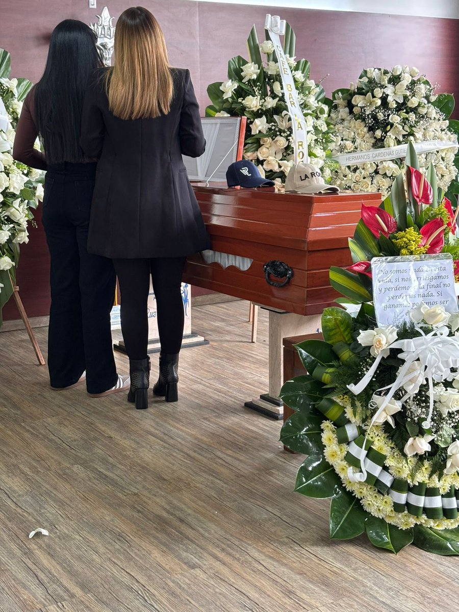 LauraAcevedo7's tweet image. Siempre contigo mi Da 🩵