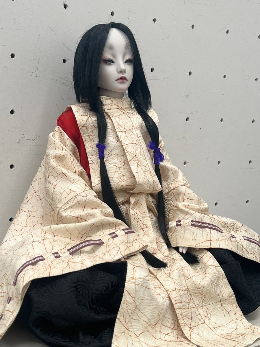 東京都美術館にて開催中の「人形研展」も拝見。 107人の個性が強すぎて