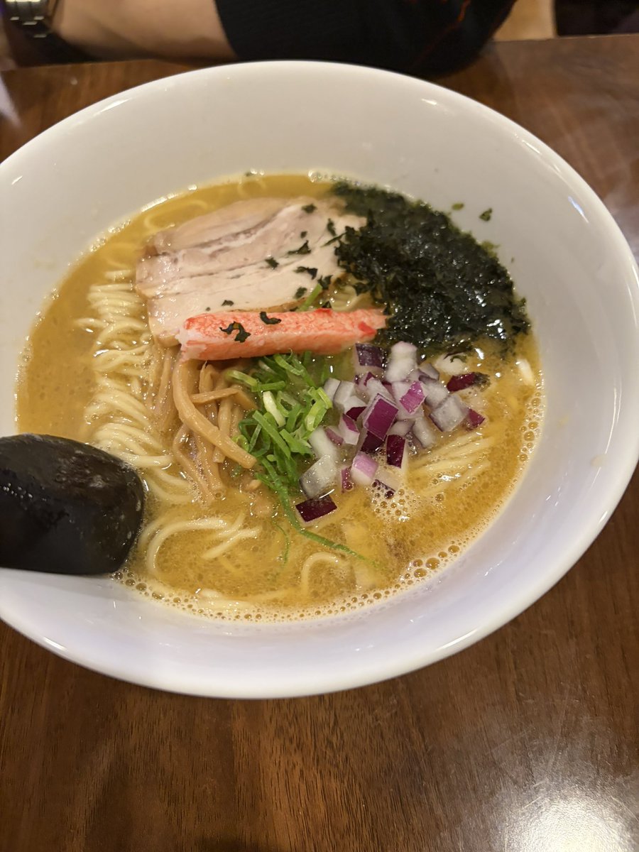chanma0224's tweet photo. 生存報告ラーメン🍜 https://t.co/kslSEnqW2F