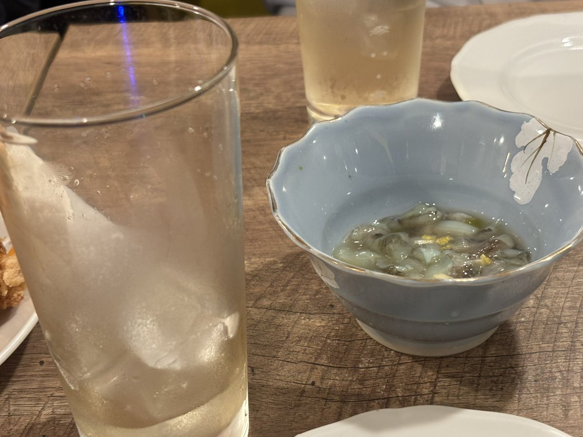 『こじんまりtoしたかい』
『喋り狂い』でした！

2場所4ネタやりました、これは
経験値爆上がりでしたね🎙️

皆様と飲み明かしました、フィール愛すぎてあっちゅーまでした！

幸せとはなんだろうね
俺は今の自分に自信あるけど
相手に対して『幸せにしてやる』とは軽々しく言えない、沁みたたこわさび