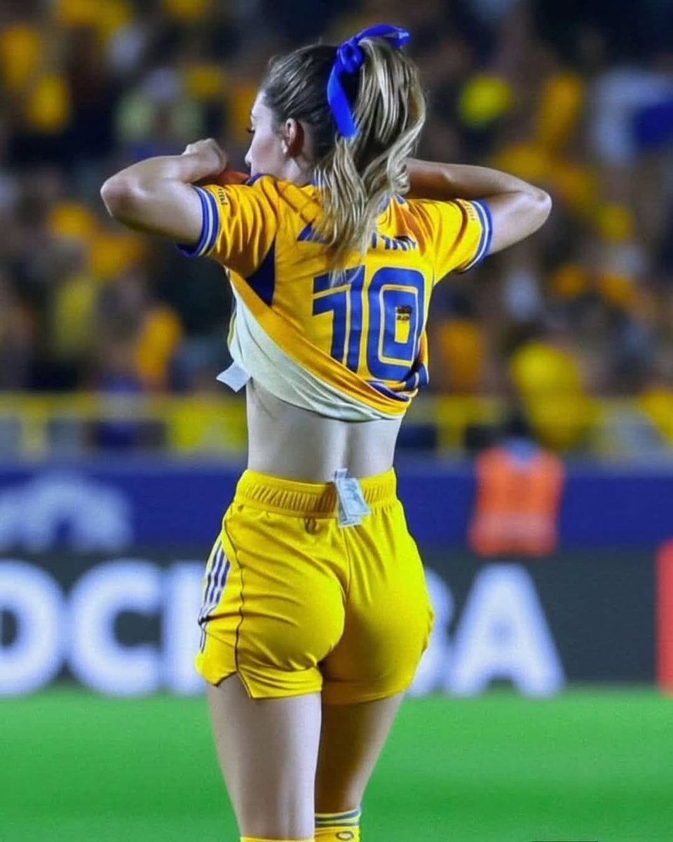 model44870's tweet image. 