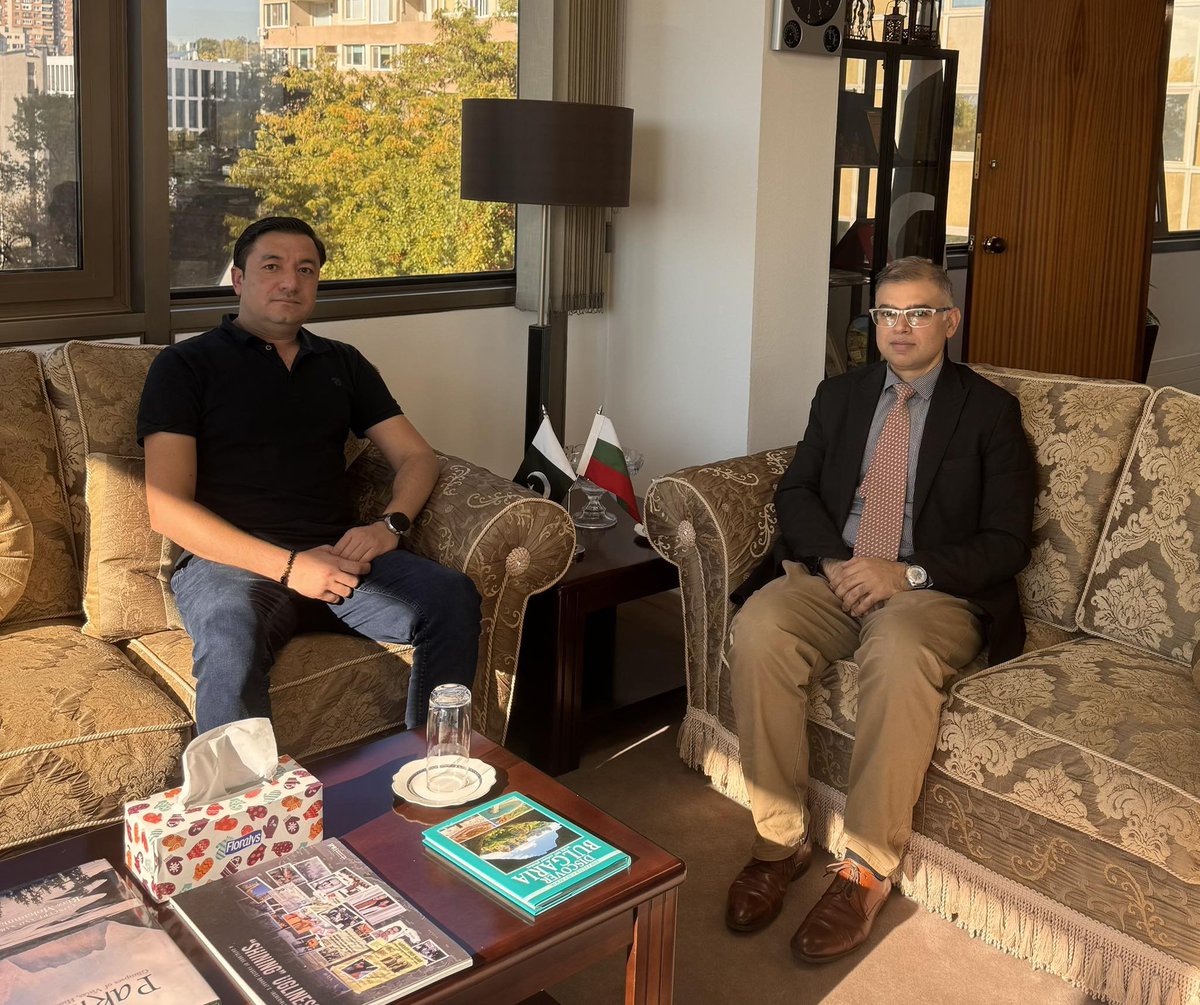 Ambasador Modasar Chaudhry received Mr Arif Nazar, an expatriate Pakistani businessman and discuss prospects of import of Pakistani human resource to Bulgaria.