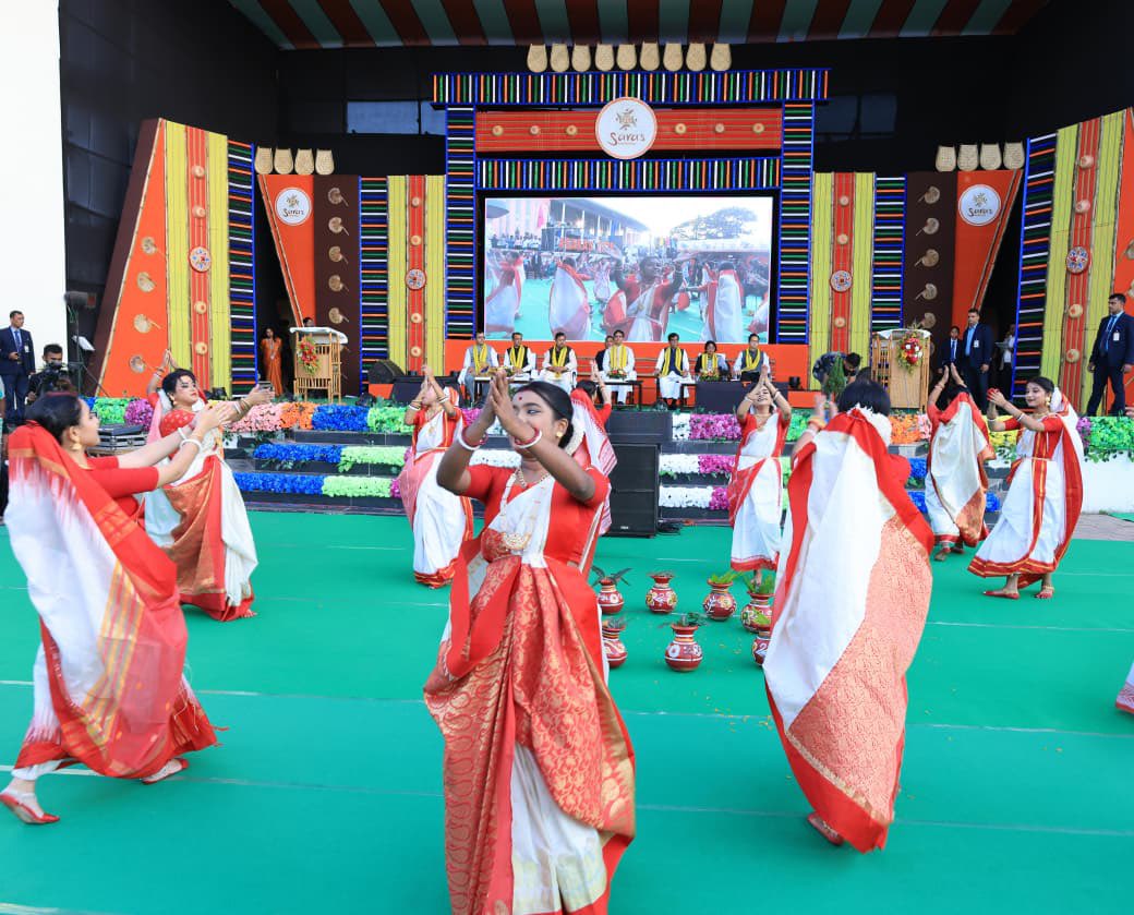 DrManikSaha2's tweet image. Empowering Women, Transforming Lives!

Self-Help Groups (SHGs) are playing an important role in socio-economic progress of women. Saras Fair is an important platform to market products made by SHG Didis from various districts. 

Today inaugurated 20th Regional Saras Fair at
