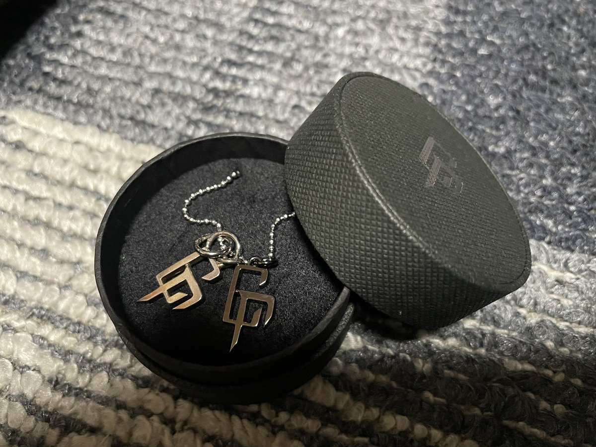 coldrain ネックレス 帰宅したらcoldrainネックレス届いてた！ 🫶 前回のと同じく大切にします😁