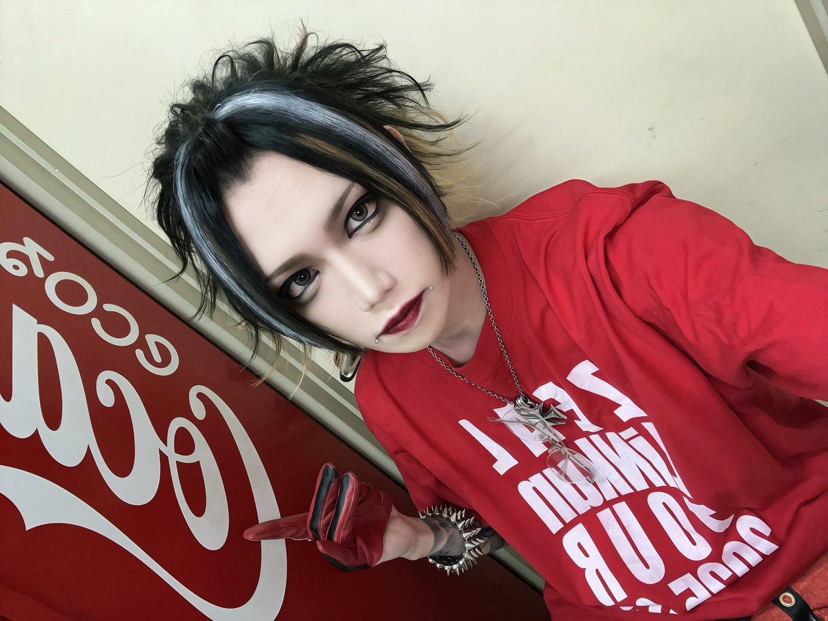 越路屋 葵🚬2026.08.04 Zepp Shinjuku (@dennou_aoi) / Posts / X