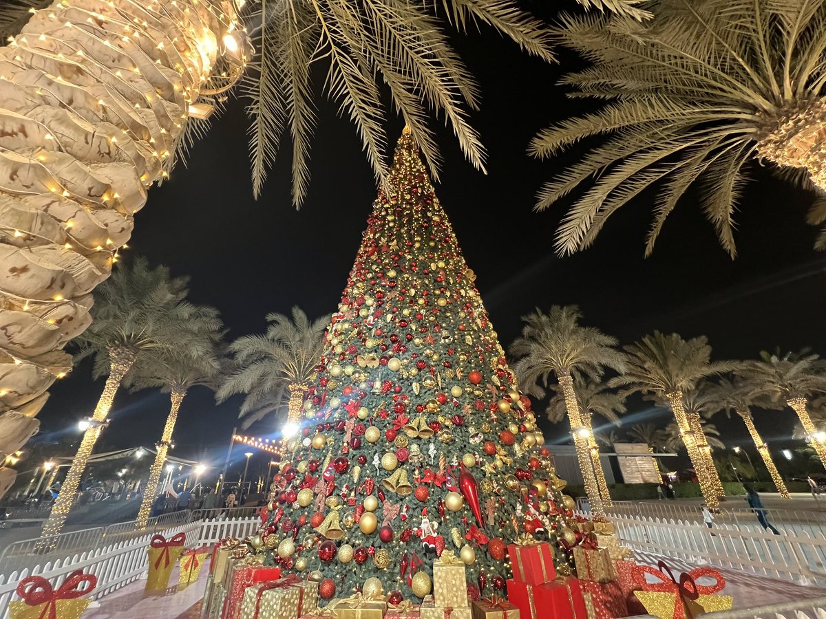 NoCodeProCode's tweet image. Dubai literally feels like Irvine Spectrum - those who know, know 😉