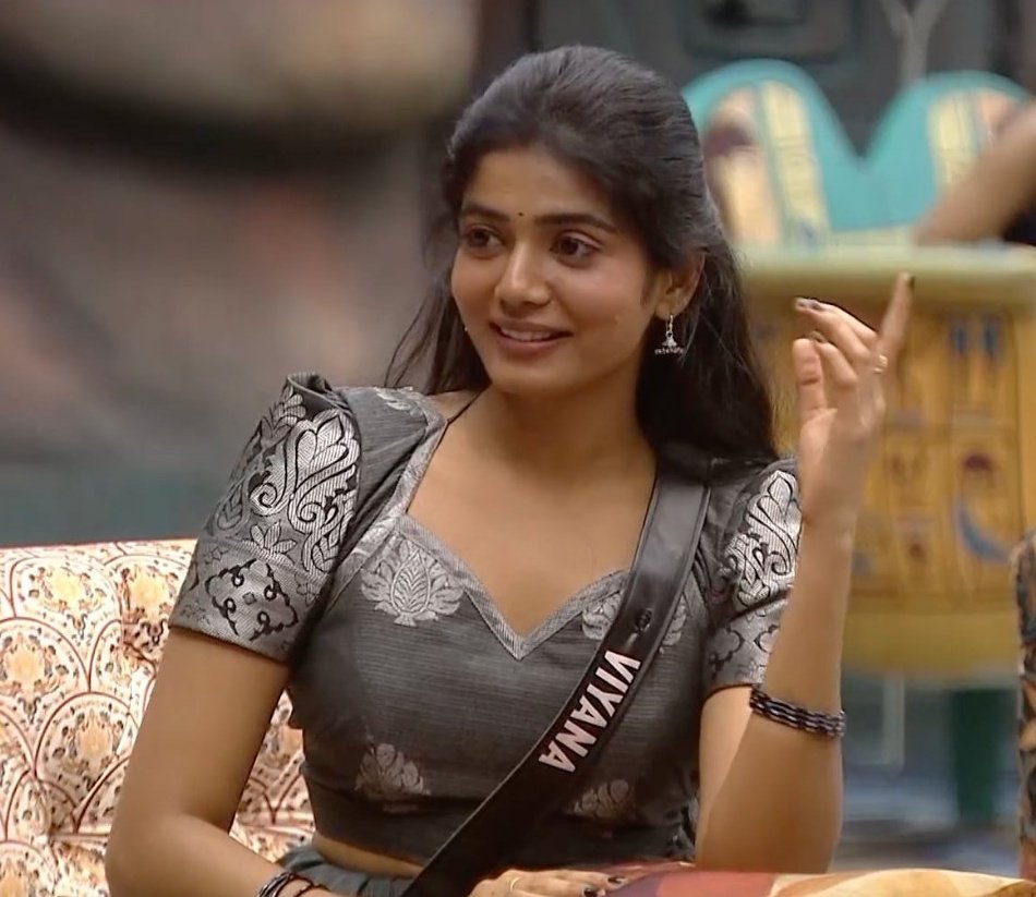dineshmiranda's tweet photo. #Viyana ELIMINATED 💥
Strong game sense, clear articulation & earned praise from #VJS 👏
Spoke up whenever it mattered.
Just one deviation cost her the journey.
All the best, #Viyana 💙🔥
#BiggBossTamil9 #BiggBoss9Tamil #BB9 #BiggBossTamil #BBUpdates #WeekendEpisodel https://t.co/QgJ9JdmYcU