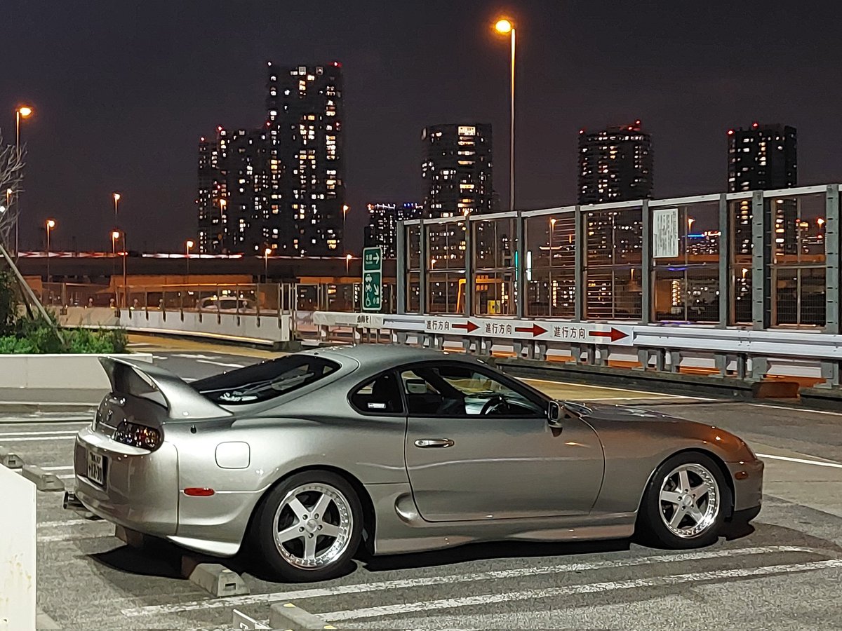 りょう tweet media