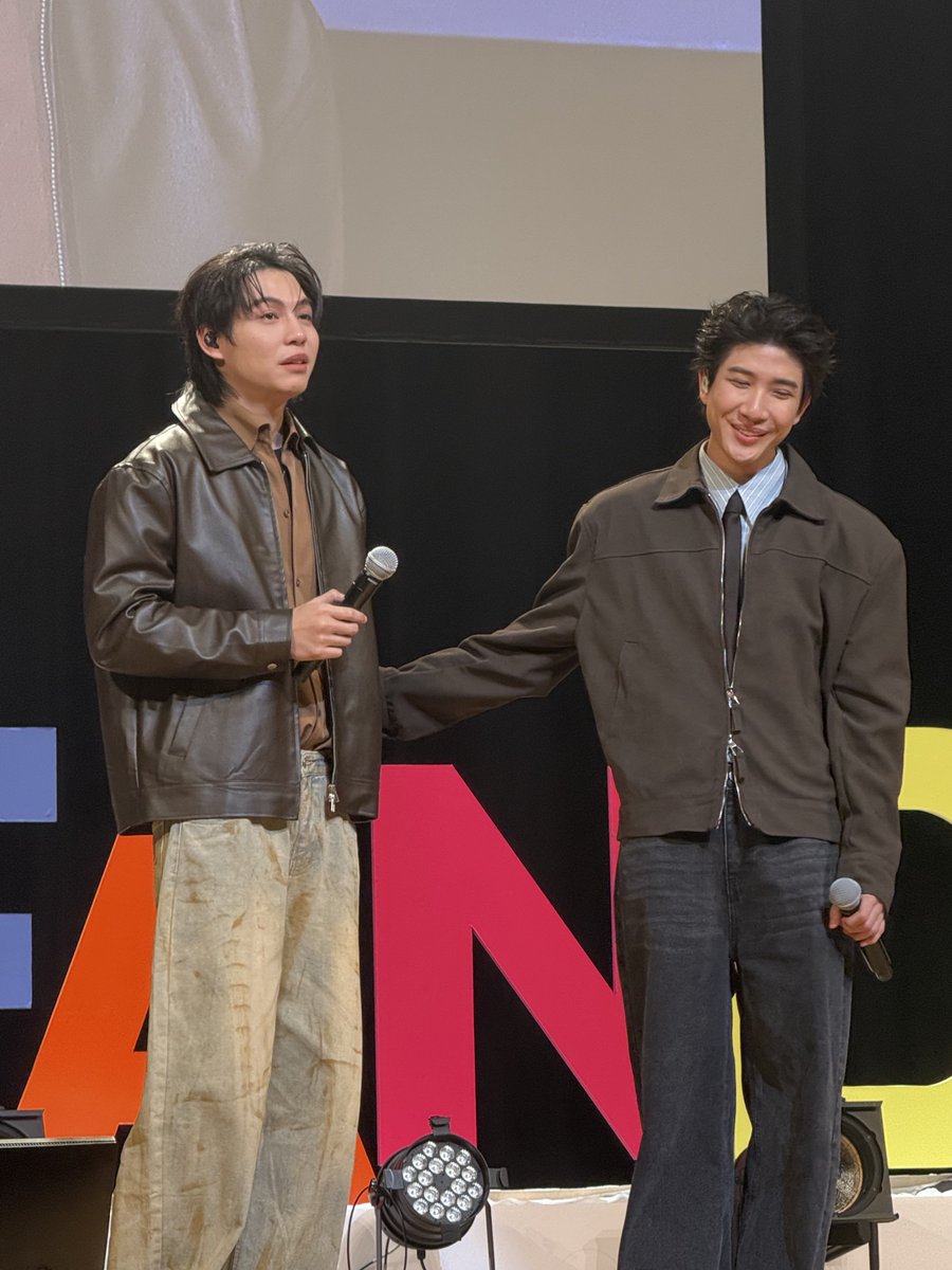 Khaotungの最後の挨拶では｢また来年も帰って来れるように｣と言っていて