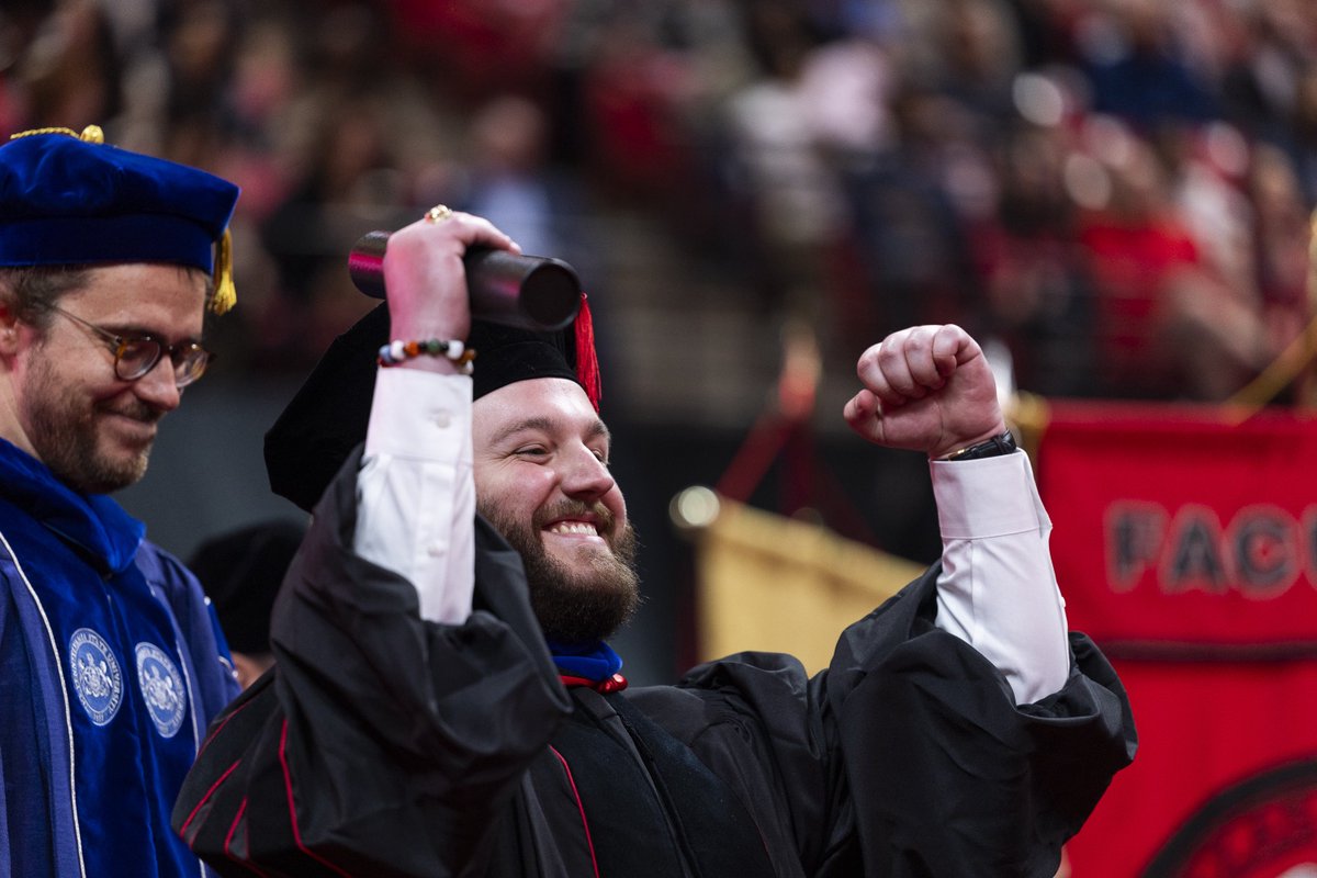 TexasTech's tweet image. All set for day two of commencement! 🎓🤩🎊