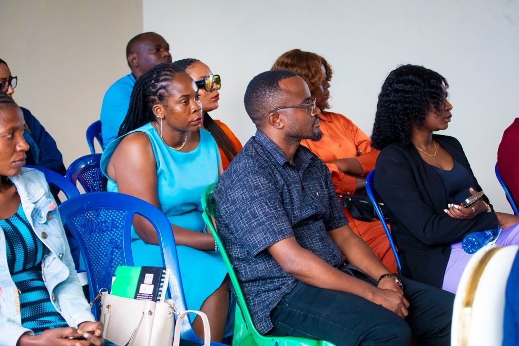 auricair's tweet image. ✈️ Auric Air yazindua safari mpya Kahama ⇄ Dar es Salaam, hatua muhimu kuimarisha muunganiko wa mikoa na fursa za biashara.

Uzinduzi ulihudhuriwa na Mhe. Frank Nkinda, Bi. Glory Absolm, Mhe. Shaban P. Mikongoti na wadau mbalimbali.

#AuricAir #NowFlying #Kahama #DarEsSalaam