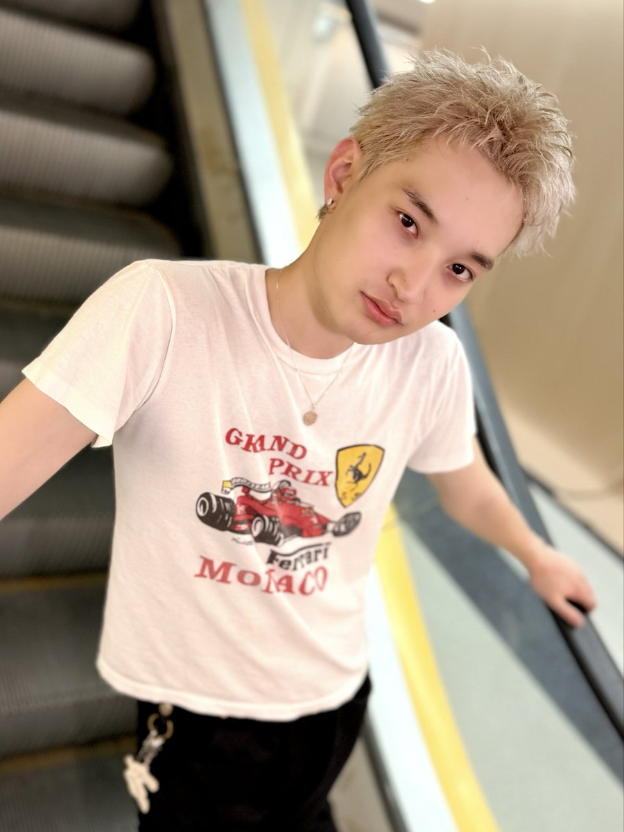 vivi_magazine's tweet photo. 皆さん‼️

タイで久々のパフォーマンスでした🙇🏻
โชว์ที่ไทยหลังจากไม่ได้แสดงมานานครับ🔥

最高な時間になりました!!
วันนี้ก็เป็นช่วงเวลาที่สุดยอดไปเลย🙂‍↕️✨
https://t.co/nHaUpTs65B

③ラストスパート
#これが渡邉廉です
#ViVi僕イケメン部門
#ViVi国宝級イケメンランキング
#PSYCHICFEVER #REN #渡邉廉