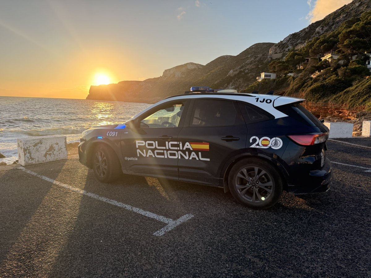 Un día sueñas con esto y al otro te encuentras sirviendo en el mejor trabajo del mundo. Todo esfuerzo tiene su recompensa. 🚓🚓🚓