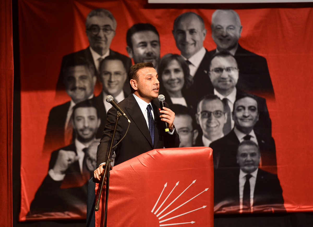 İl Başkanımız Özgür Çelik ve yöneticilerimiz ile bugün Kartal İlçe Başkanlığımızda ve Üsküdar İlçe Başkanlığımızda örgütümüzle bir araya geldik.

Birlikte Güçlüyüz, Birlikte Başaracağız.

<a href="/CHP_istanbulil/">CHP İstanbul İl Başkanlığı</a> 
@chpkartalilce 
@chpuskudarilce