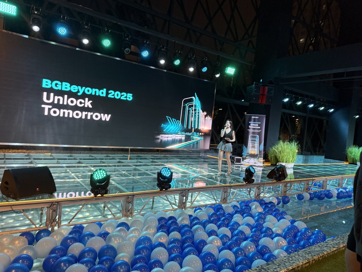 Jian Yao tweet media