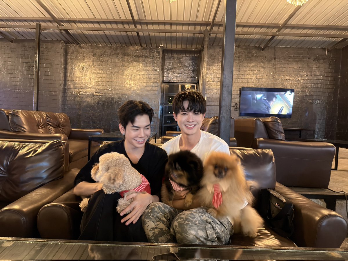 รูปหาดูยากปังปังรักพบลไม่ดุค้าบ
#babiibabe#bbil1ypn
#BillyBabe