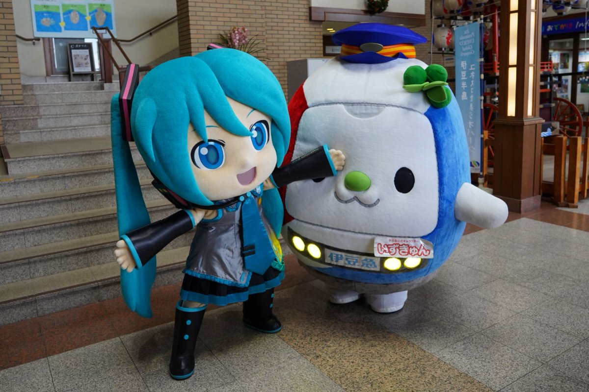 超人強度測定試験の為、突進する特急を片手で停めるダヨーさん