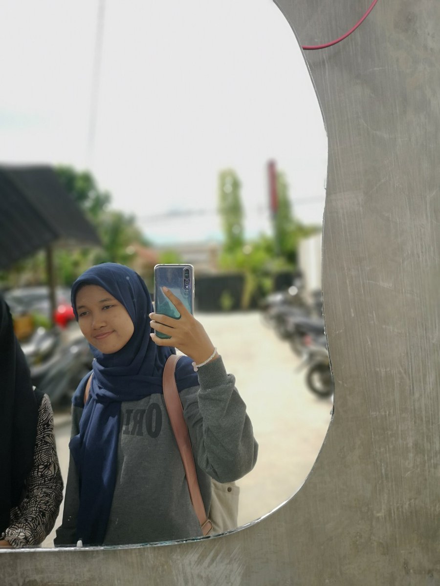 khalizaah's tweet photo. @radenrauf Ngikutt dehhhh https://t.co/QxfYi4kTq5