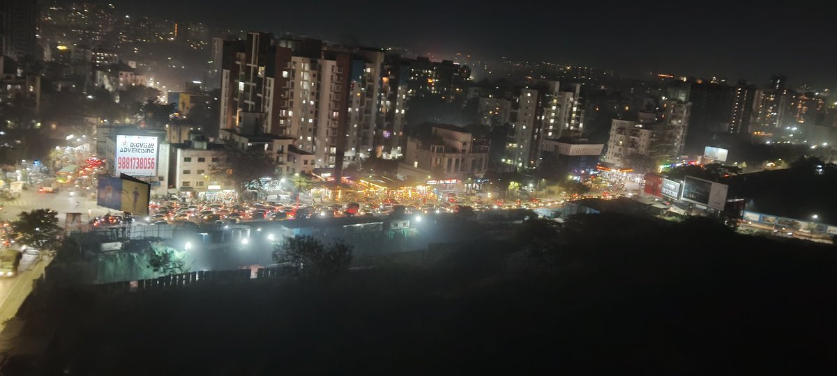 pulse_pune's tweet photo. This is the condition of traffic in Mohamadwadi and Undri almost everyday. If roads can't be widened can @PMCPune atleast remove the encroachments, resurface the road at certain spots to make the travel safe and smooth. @navalMH request for your attention please . 

Traffic congestion from Mohamadwadi Chowk to Kad Nagar 

@PuneCityTraffic @PuneCityPolice #Pune @MURWDFoundation @NIBMFORUM @PMCPune  #Mohamadwadi #Undri #KadNagar