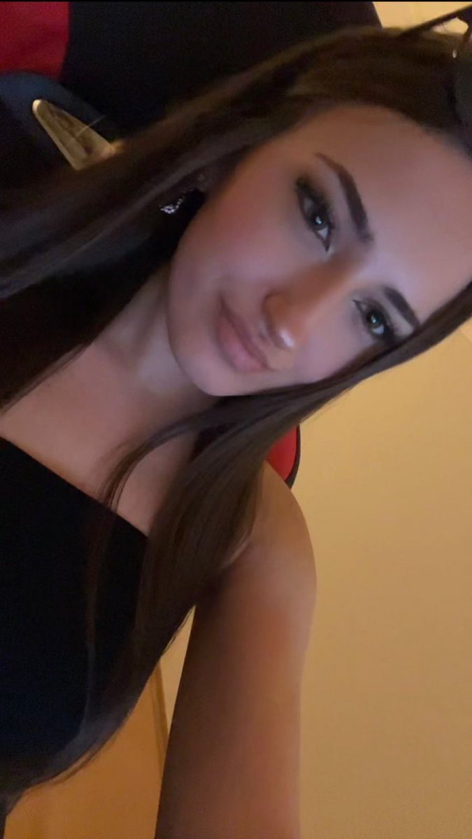 herrin_nisa's tweet image. Wie oft hast du schon versucht mit Findom aufzuhören und bist dann doch wieder schwach geworden?😂
Du wirst niemals aufhören können also Akzeptiere deinen Platz🐶

#findom #femdom #zahlsklave