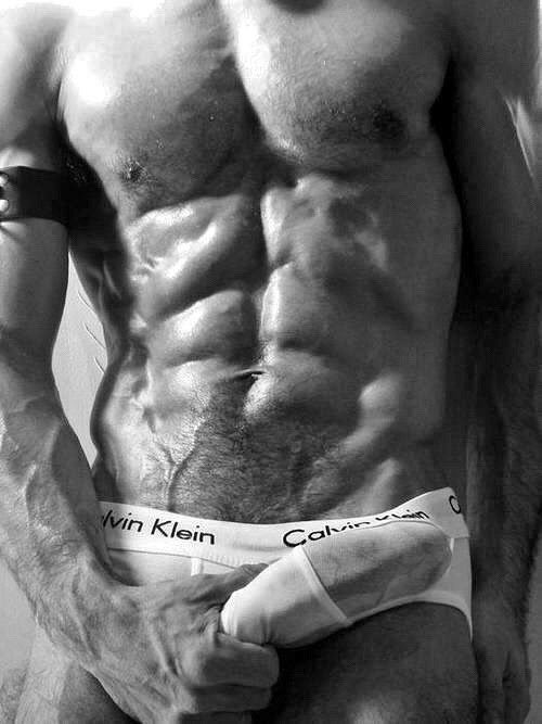 maspalo75's tweet photo. #bulge #bulto https://t.co/8MOhOtzolw