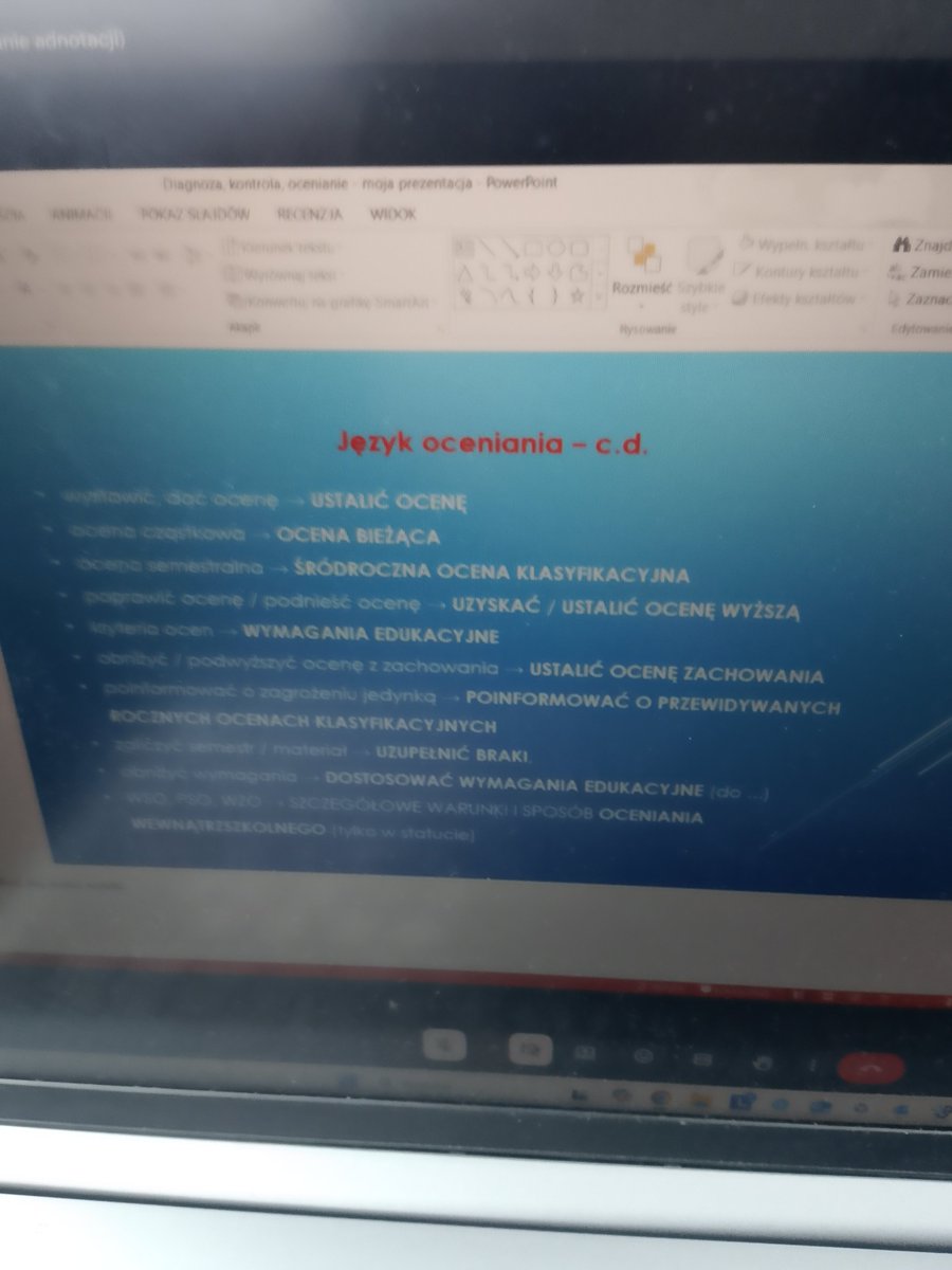 <a href="/Firarafaa/">Fifarafa</a> <a href="/jud_czyta/">Judyta Rudnicka</a> W szkole teraz ministerstwo język zmienia i nakazuje nauczycielom używania nowomowy. Bo przecież od tego nauczanie bombelków się poprawi... Slajd z dzisiejszego szkolenia prowadzonego przez panią z warszawskiego kuratorium