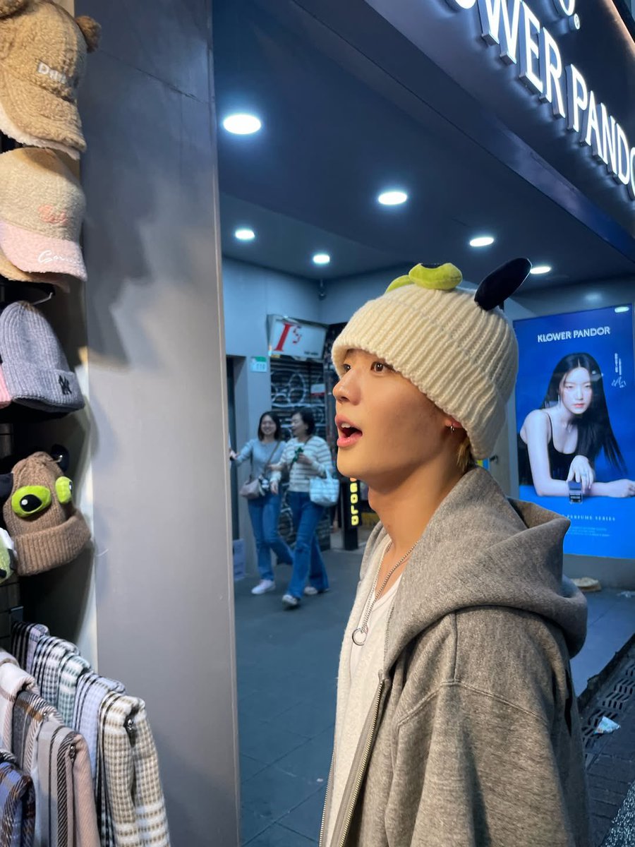 Daily_Yuchan's tweet image. 