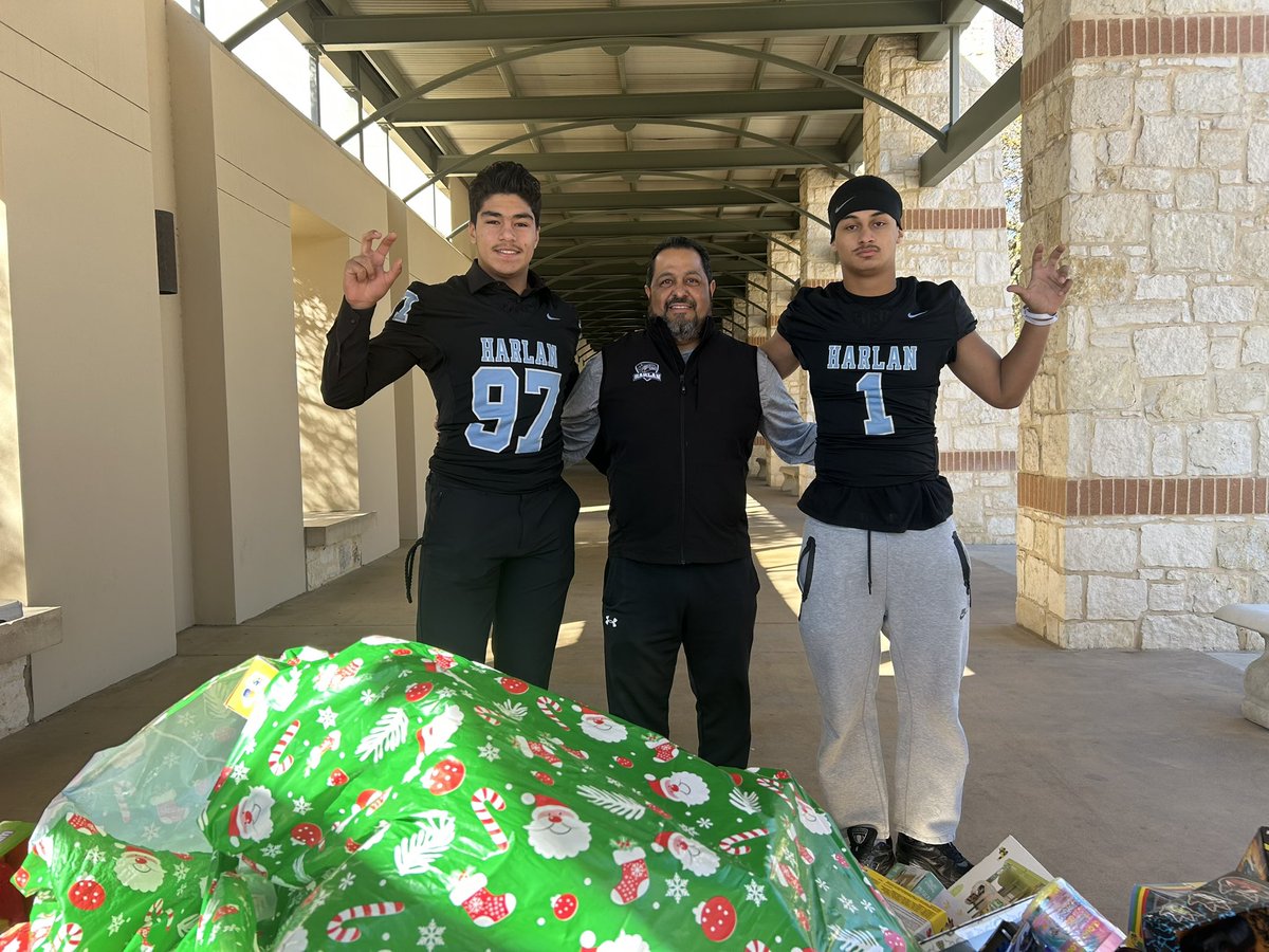 Harlan Hawk Football tweet media