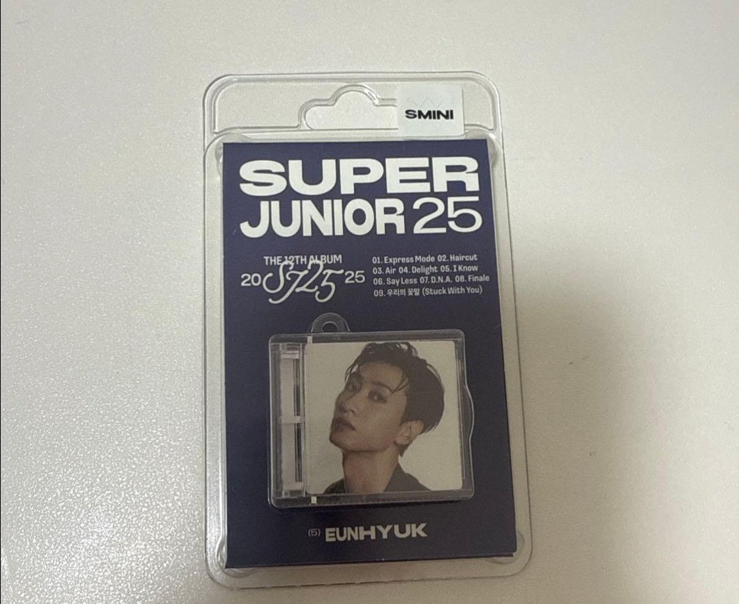 sari💕 tweet media