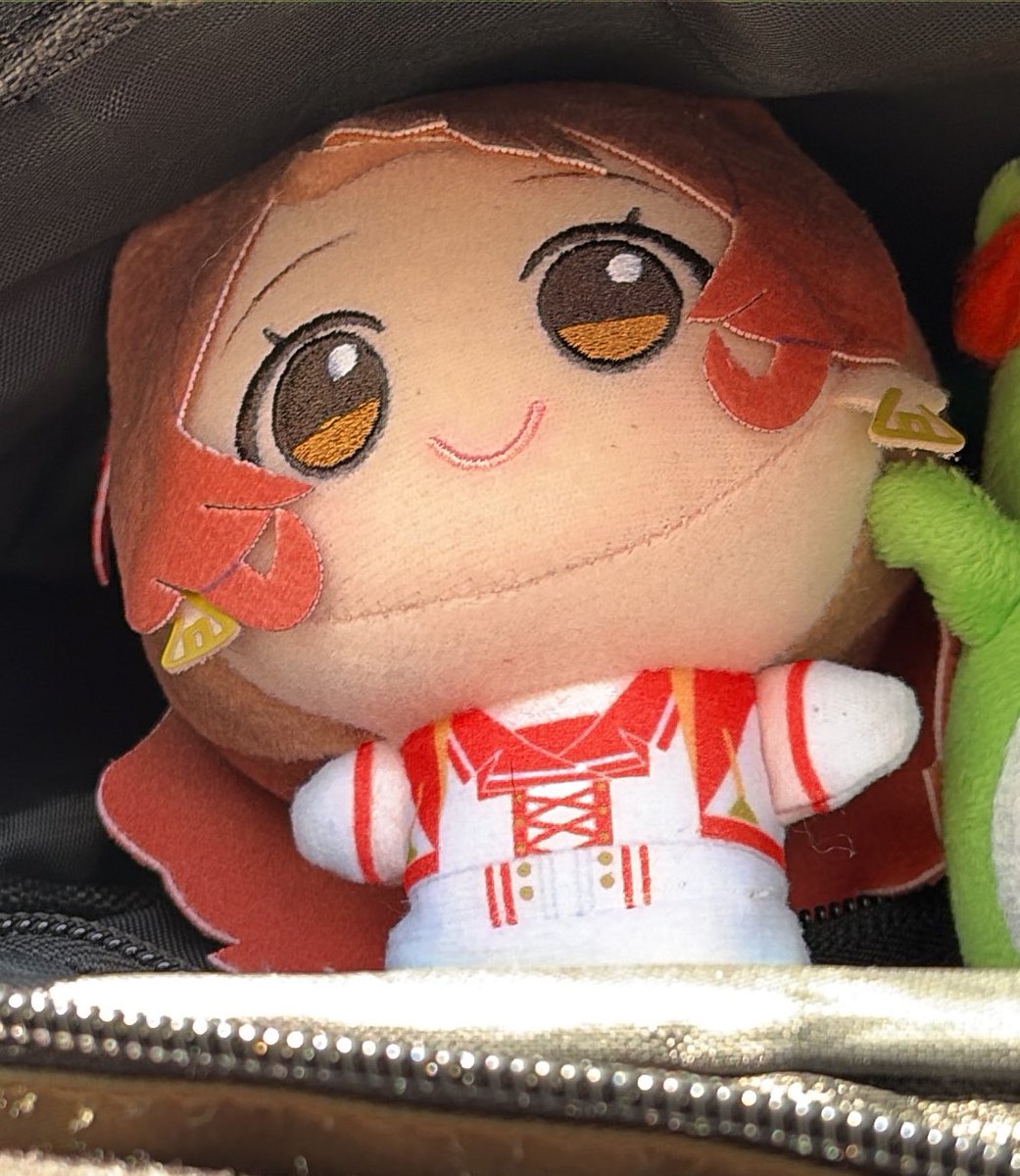 なんだか無性に ご飯が食べたくなりました😢 🍙でも買って帰ろうかな…