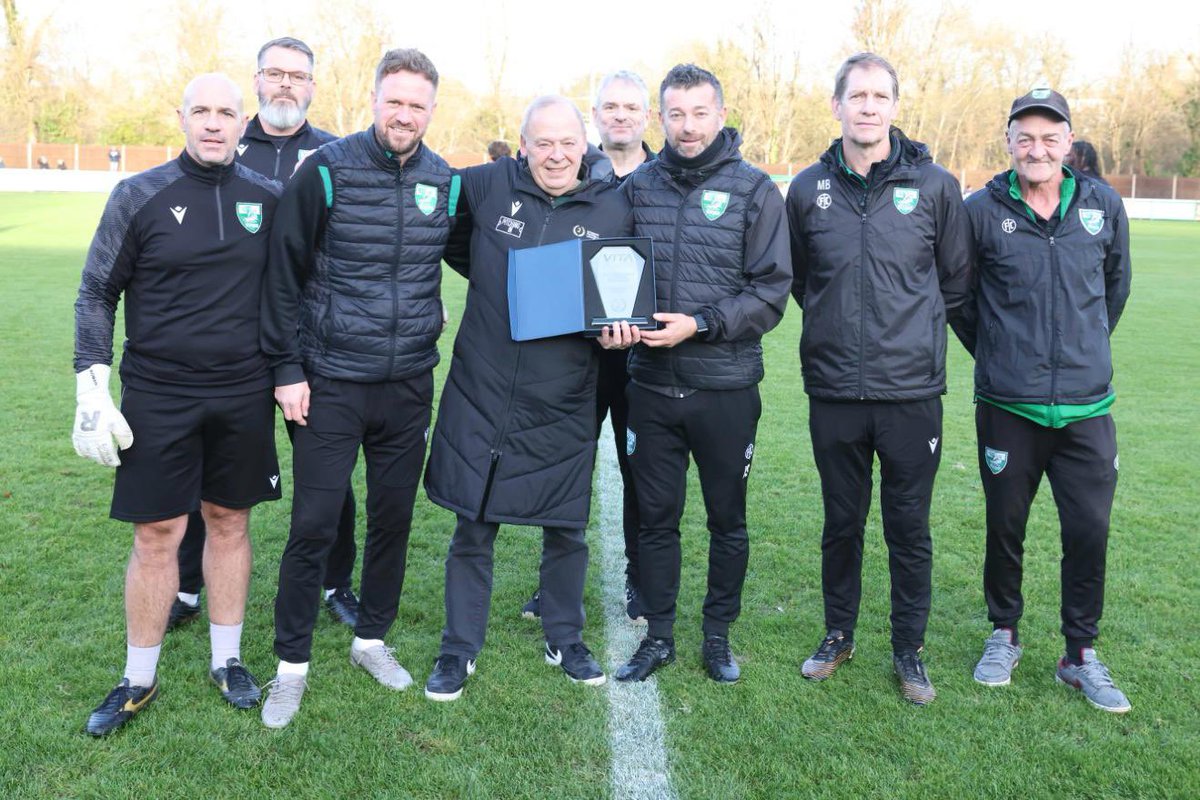 Leatherhead F(C) tweet media