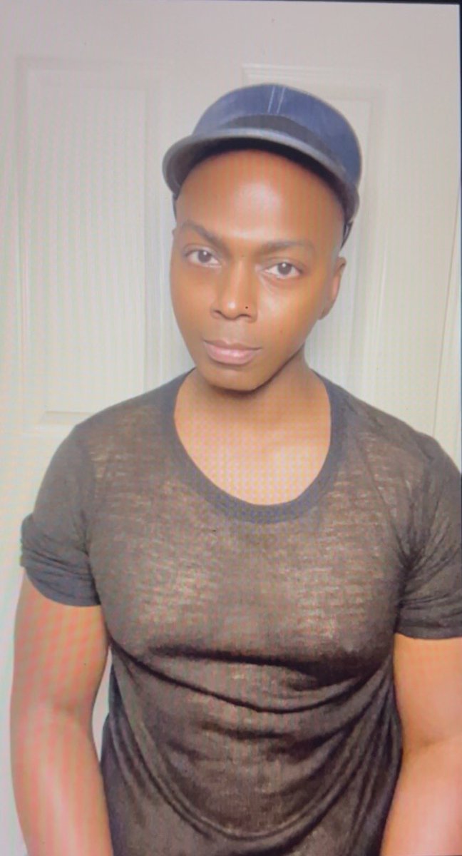 writervicyates's tweet image. life is boring. everything sucks.