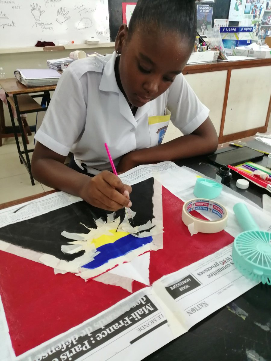 SeyBluefloat tweet media