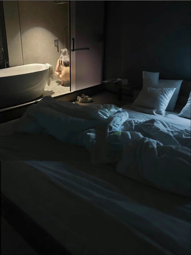 monwalch's tweet image. 猜猜这个是谁？我不想说😂
#汕头 #女大反差