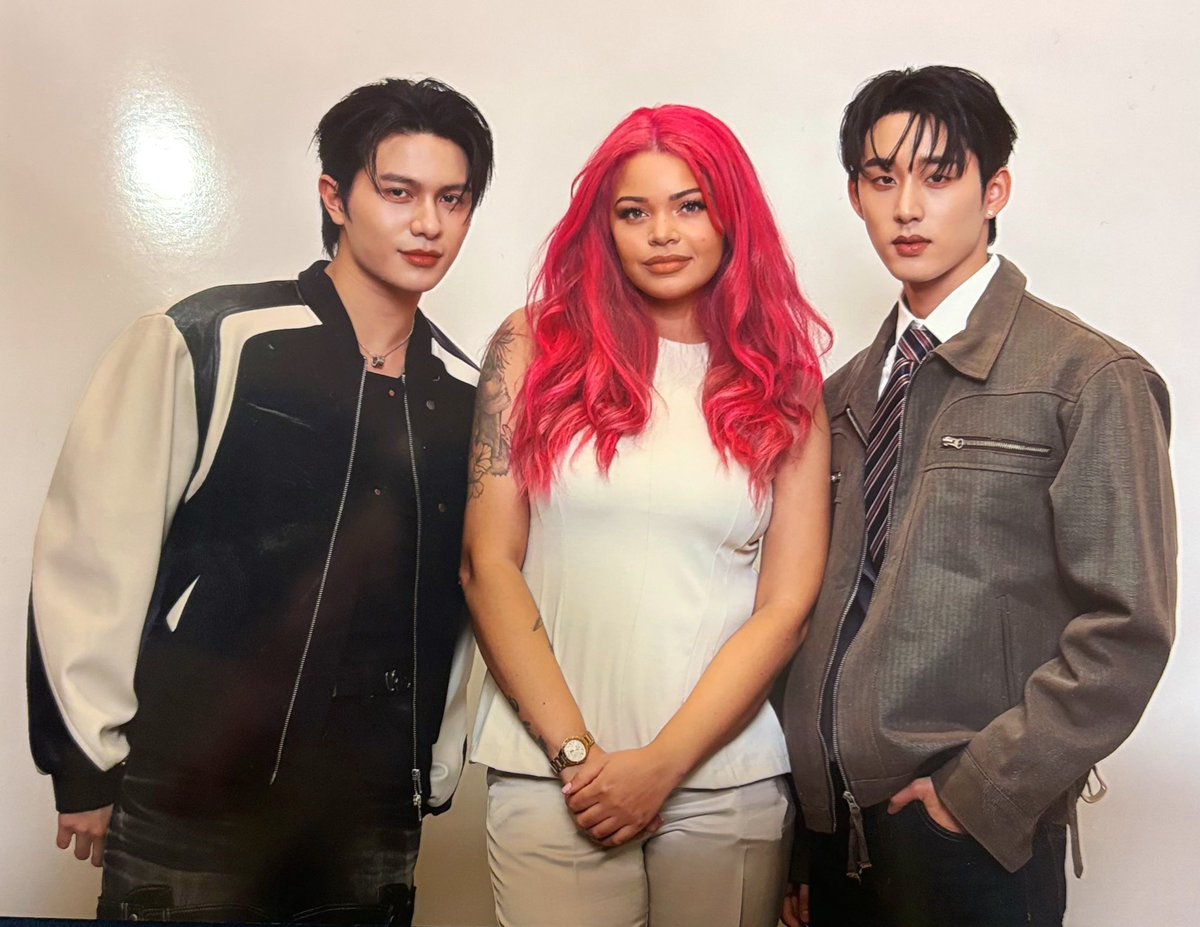 divine210440's tweet image. Oh god, I was so shy I didn't know what to do anymore…I was trembling with happiness #WilliamEst1stFMinRome #WilliamEst