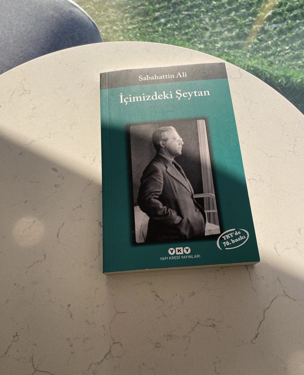 “Unutmayın ki,dünyada en korkunç şey,ümidini kaybetmektir.”

#İçimizdekiŞeytan
#SabahattinAli