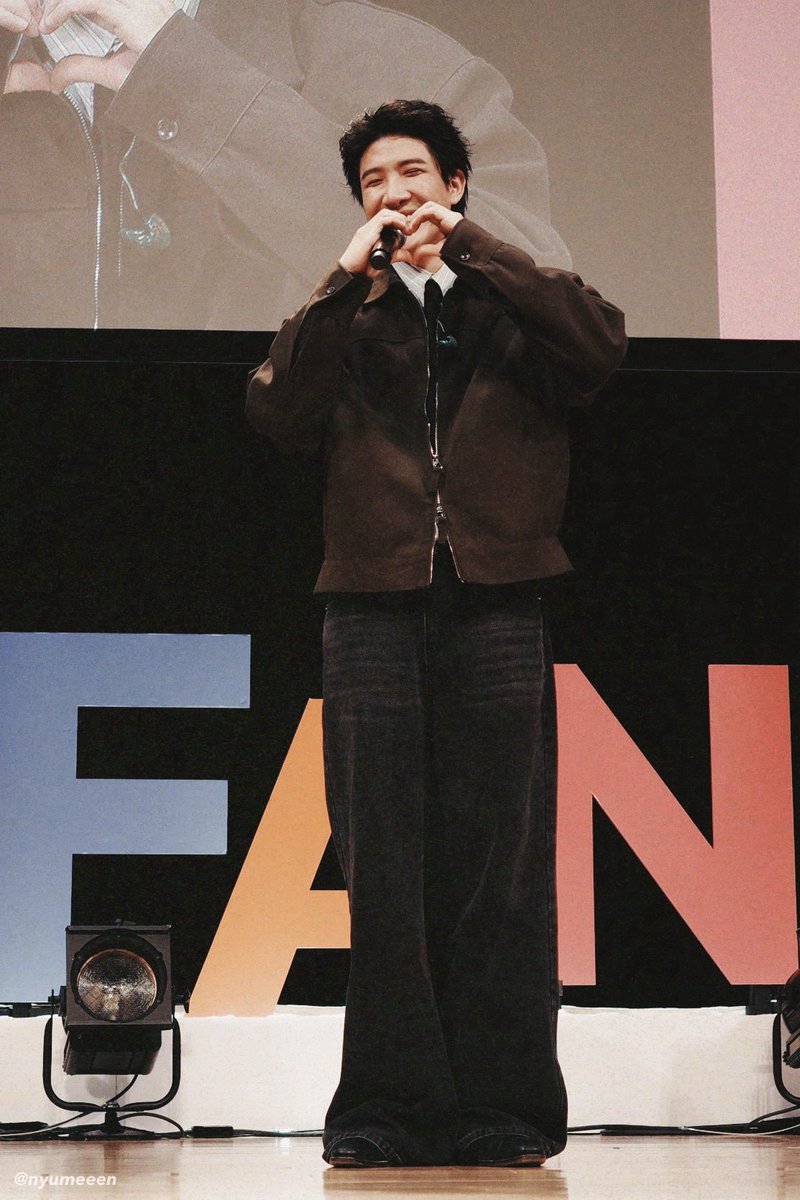 nyumeeen's tweet photo. 🧡📸🎞️
FIRSTKHAOTUNG x FD27 
#GMMTVFANDAY27inTokyo
#FirstKhaotung #เฟิร์สข้าวตัง https://t.co/qkiYYYzTlY