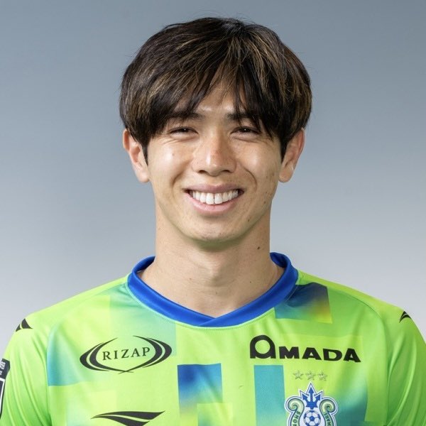 RT @jleaguebirthday: « 12/14 » 湘南ベルマーレ所属 DF 4 舘幸希選手