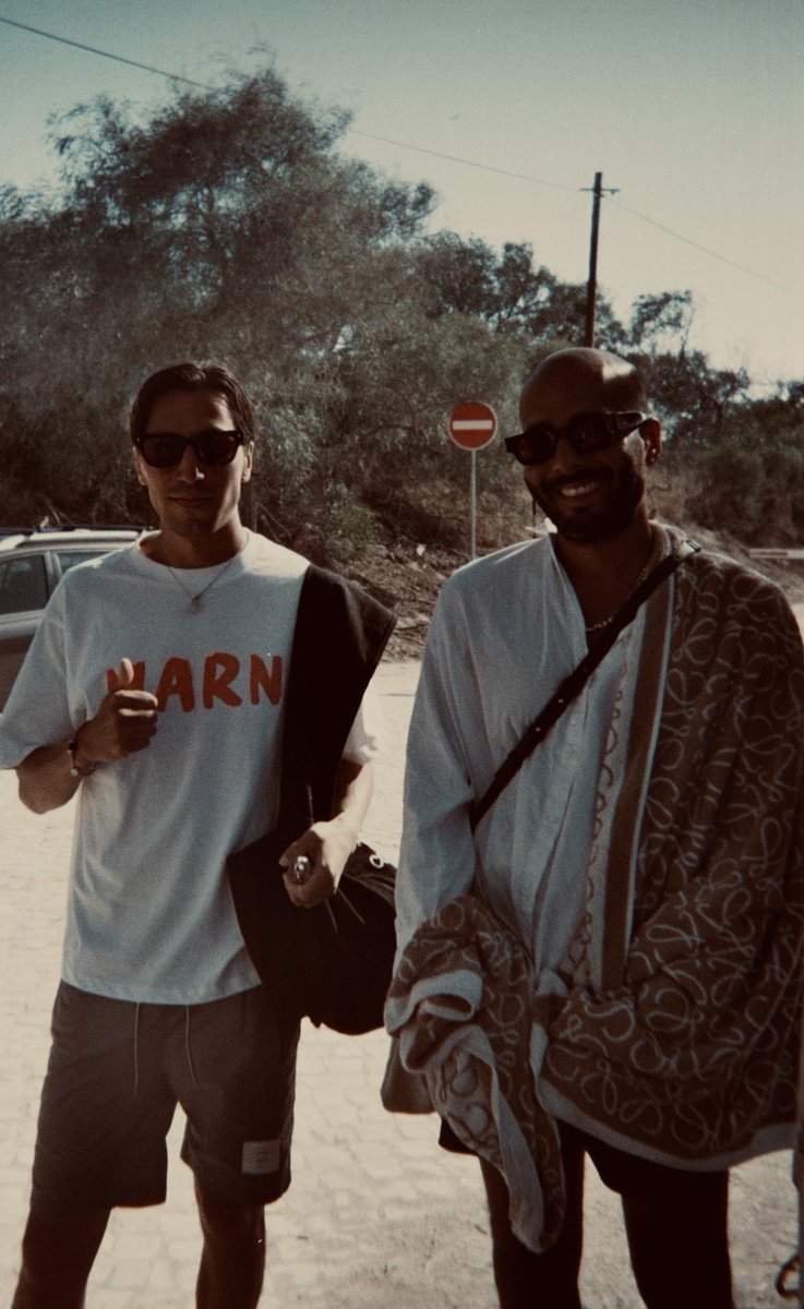 Afromnazareth's tweet image. After 6 months of hardcore chemotherapy I can finally say I’m officially in remission !

It’s been a tough battle for me personally but thanks to my family, friends and people that follow me it was a bit easier with all the support that i’ve received 🤍.

Now it’s time for a new…