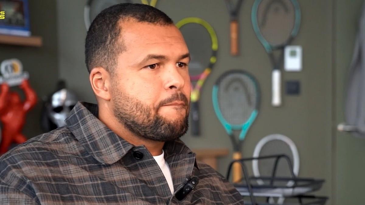 Jo-Wilfried Tsonga 🇫🇷 sobre la comparación entre Sinner/Alcaraz y el Big 3    

🗣️ "Lo que me hubiera gustado es verlos enfrentarse a Del Potro en tercera ronda, a Murray en octavos, a Djokovic en cuartos, a Federer en semifinales y a Nadal en la final. De momento sólo son dos."