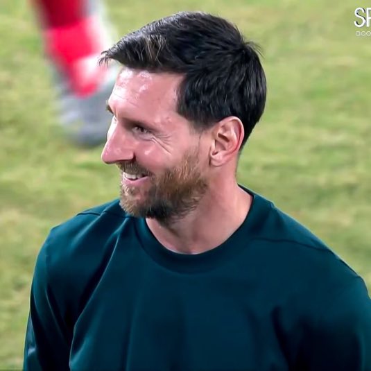 Lionel Messi to the Indian fans: Hello everyone. Well, nothing but to extend my thanks for the love I've received today and always. The truth is that I've seen a lot of
