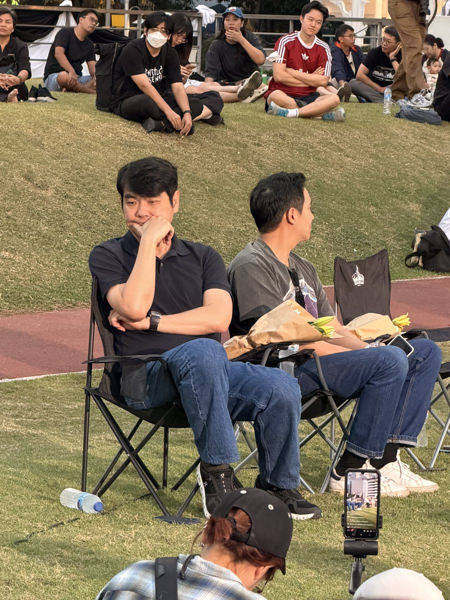 ออกจากบ้านปิดไฟครบหรือยังหว่า 🤔
ปลั๊กหม้อข้าวยังเสียบไว้ไหมว้า 😓
ตอนออกมาล็อคกุญแจเรียบร้อยยังนะ 😖
ตากผ้าไว้ฝนจะตกไหมเนี่ย 😫